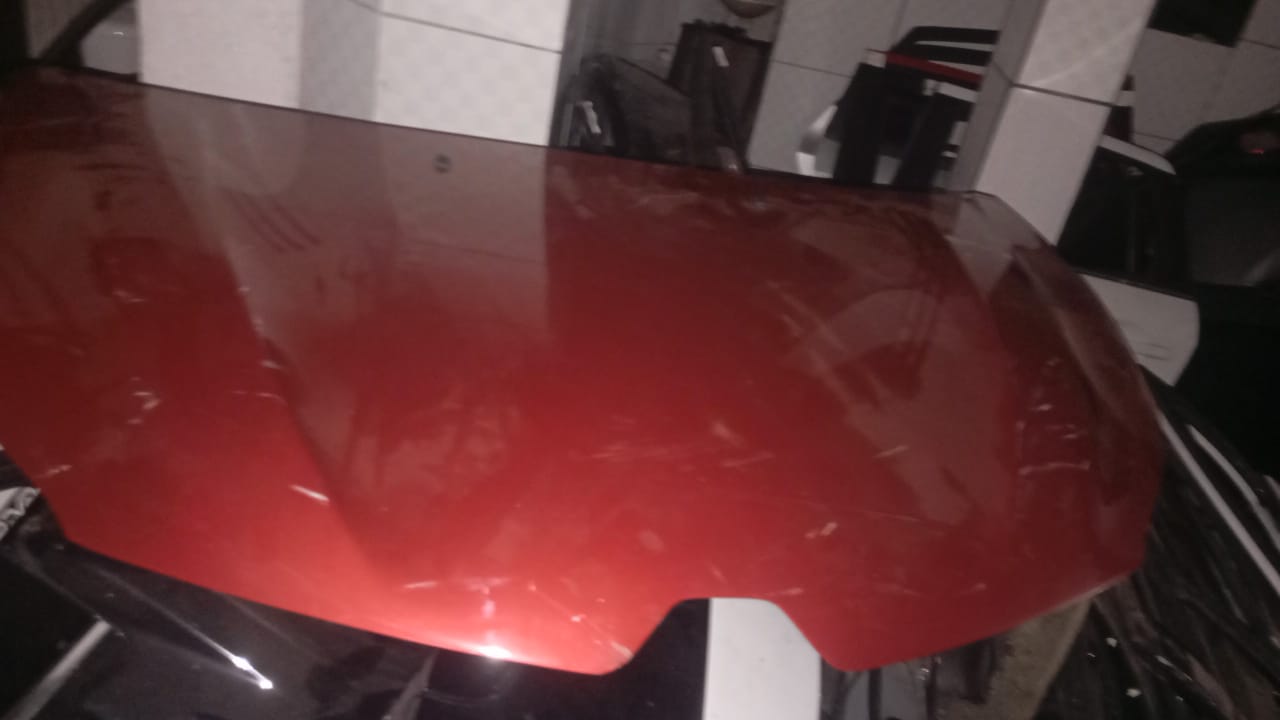 Capô vermelho